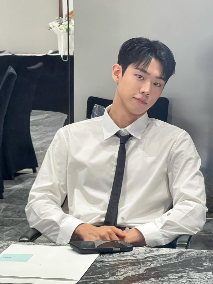 delllong_'s tweet photo. 로맨스의 절댓값 오늘 저녁 8시!!!!! https://t.co/tb5LRfiqq6