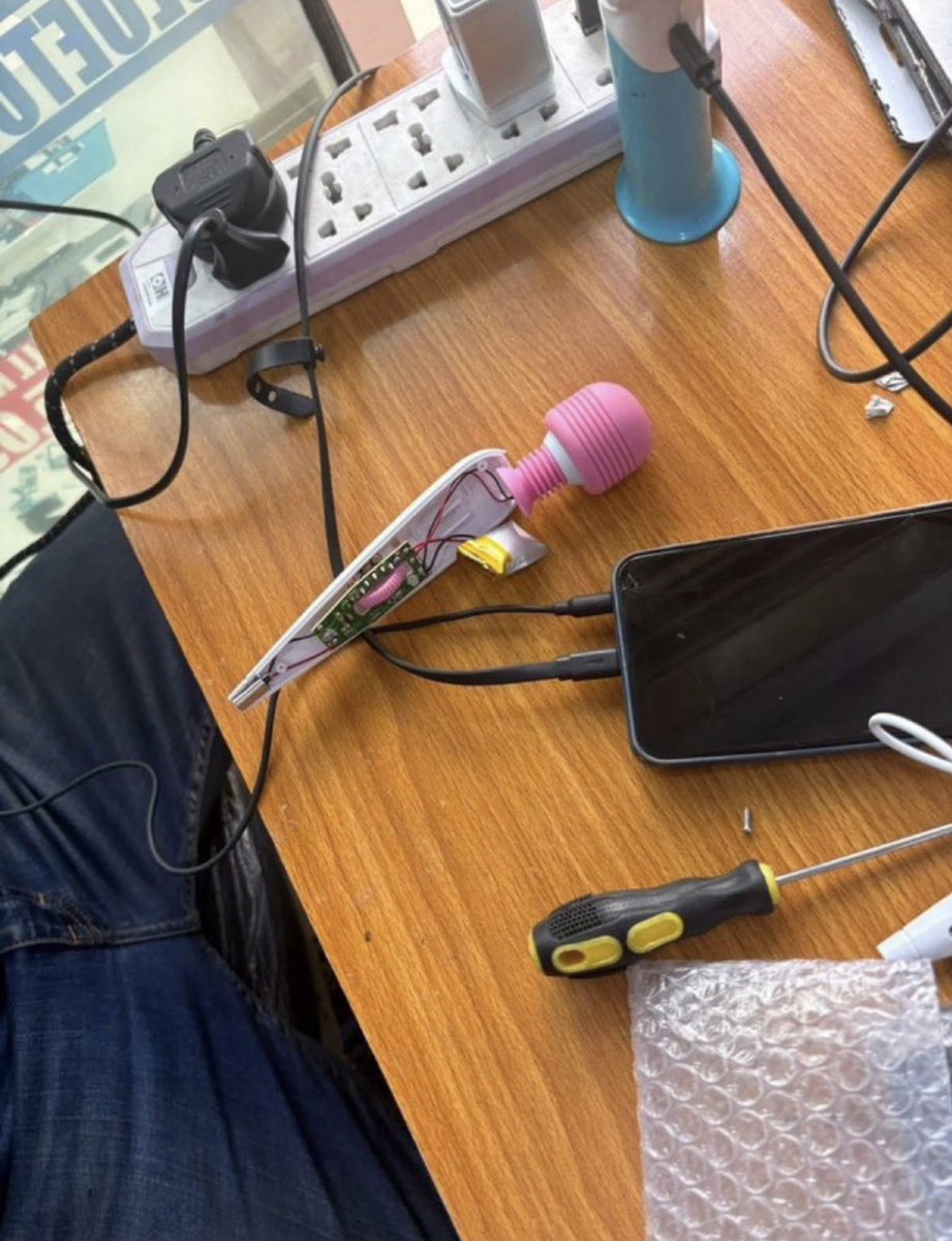 Abuga🐐 tweet media