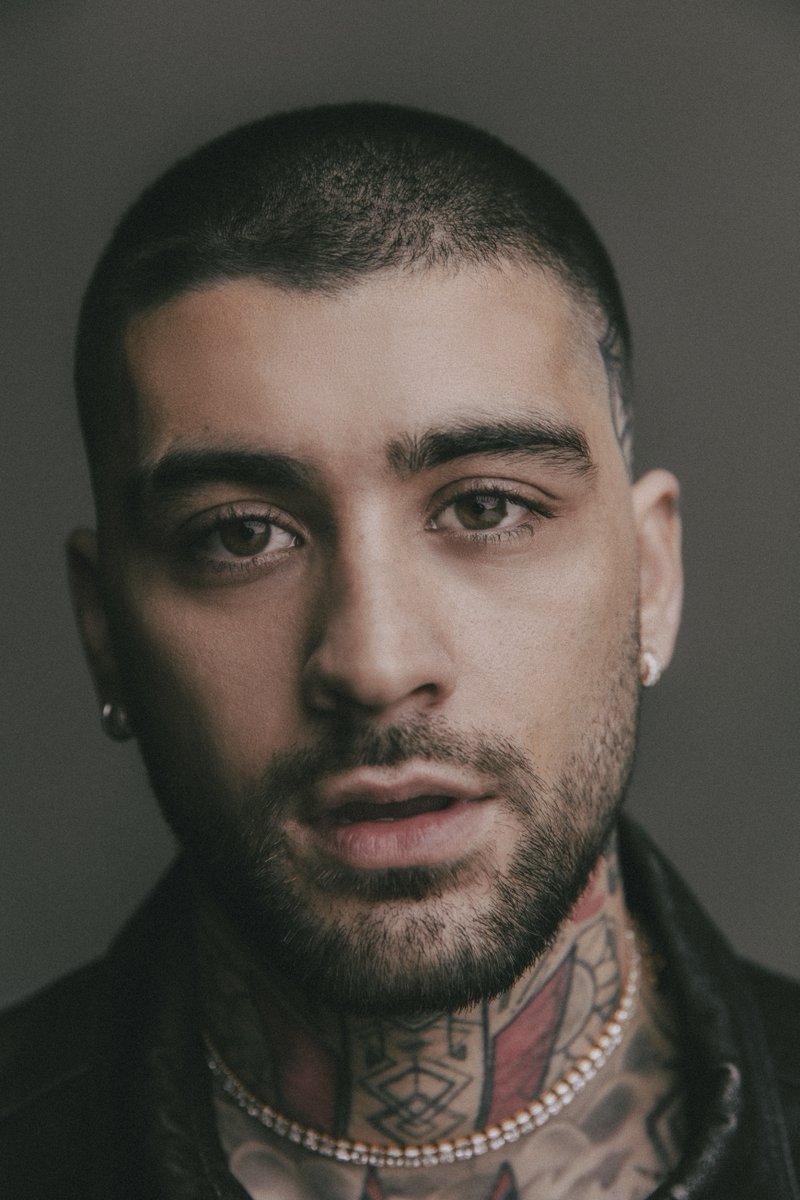 headlineplanet's tweet photo. Mercury on ZAYN's new album KONNAKOL:

"KONNAKOL is ZAYN’s most culturally inspired project to date. While he has consistently drawn from South Asian vocal and rhythmic traditions throughout his music, those influences are brought into sharper focus here."

(Photos by Nabil, via Mercury)