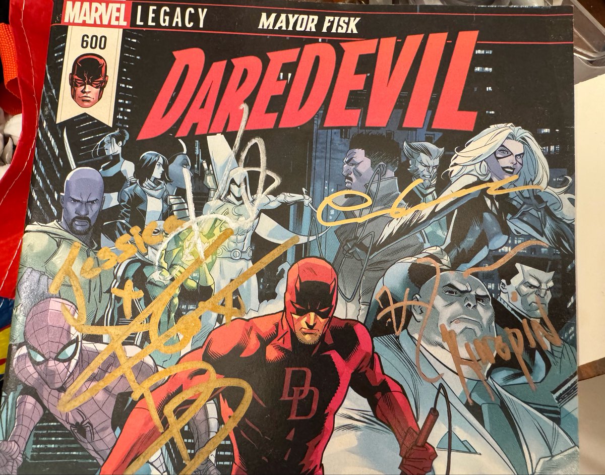 downeyjessevan's tweet photo. added Oscar Isaac aka Moonknight to the collection today :3
#daredevil https://t.co/aOOlnufsVU