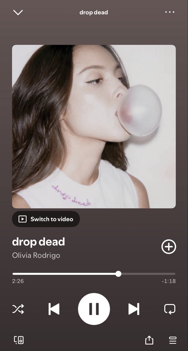 The beginning was giving aperture x eldest daughter but it really spin back omfg it’s a hit