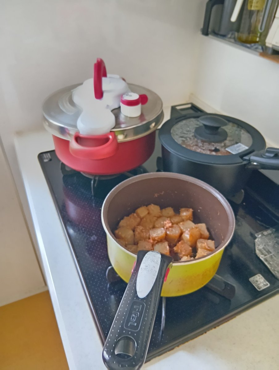 今日 保護者会だから休み取ってたの忘れて、急病の子の代わりに これから出勤することにしちゃった😂　夕飯は作りました！