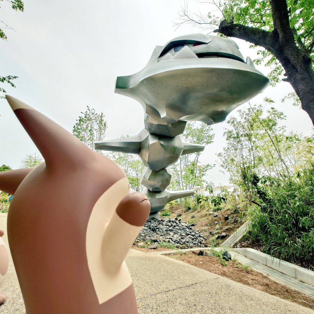 らうる tweet media