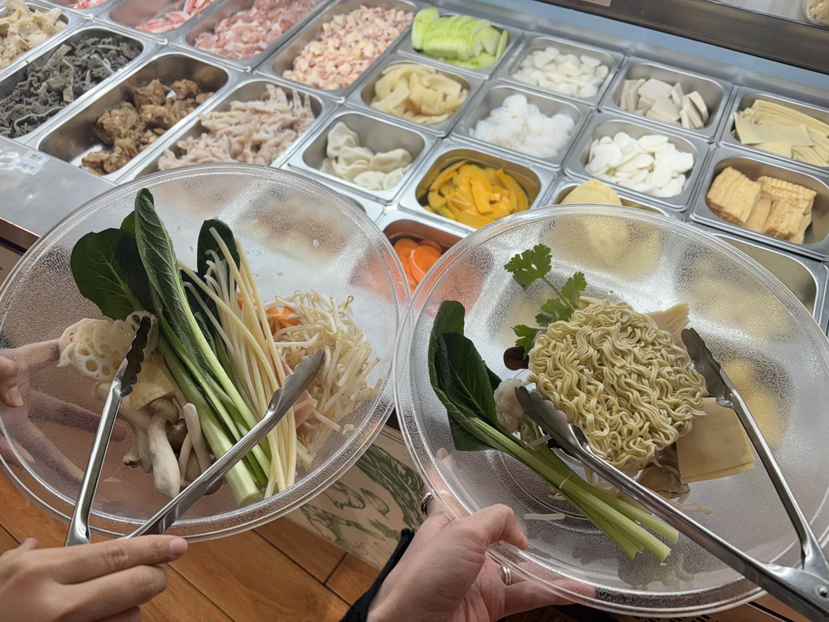 おもち tweet media