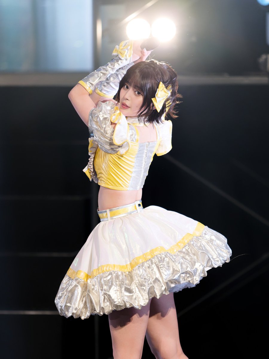 10周年ライブから、たまちゃん。 ウェービーなボブとポージングの美