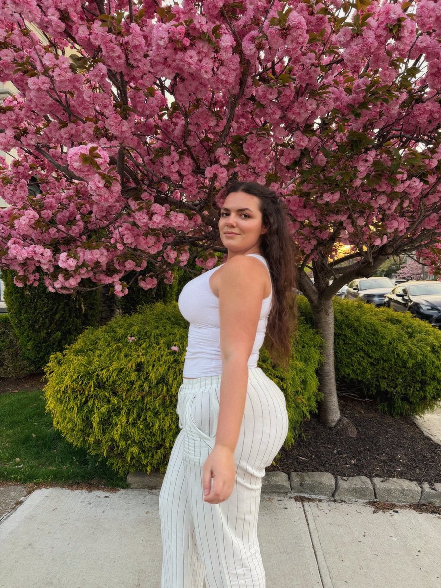 Lejla N. tweet media