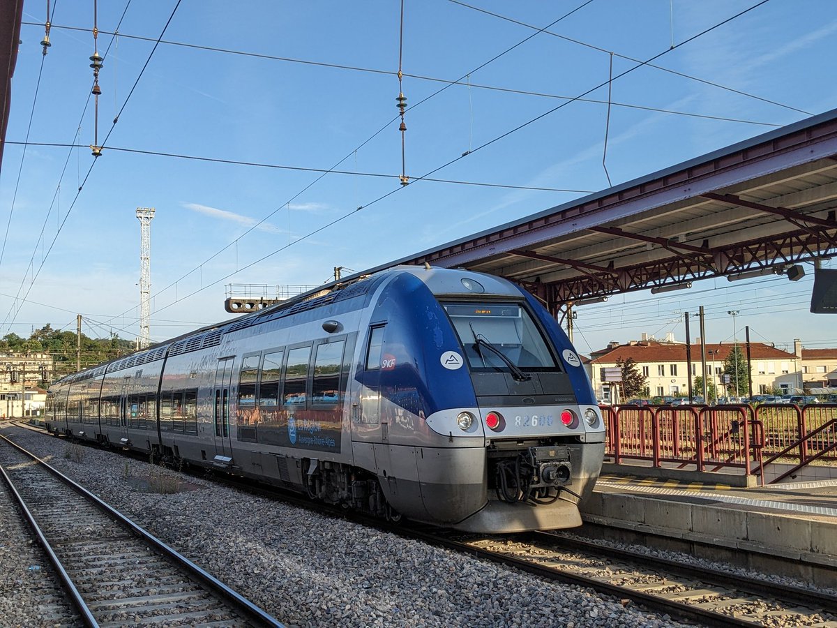 SNCF TER AURA tweet media