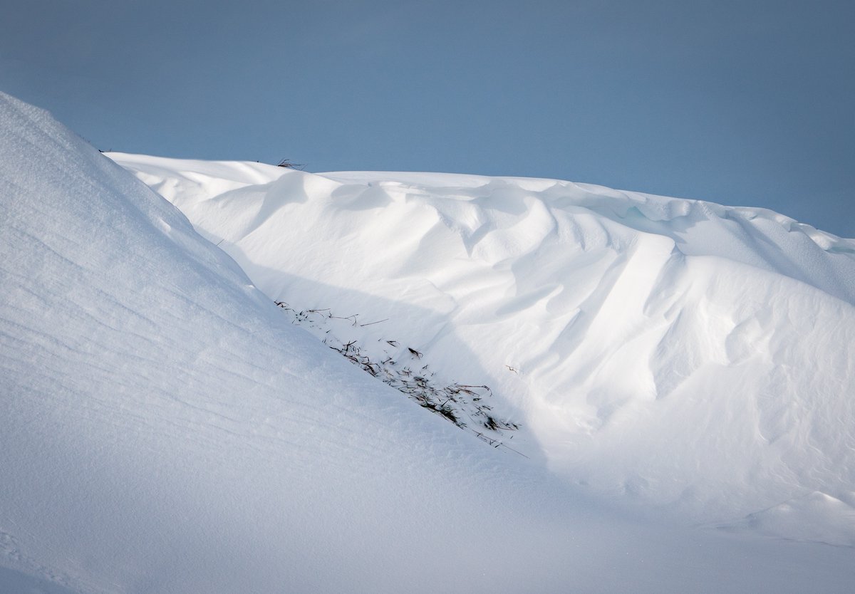 A major snowstorm has left EPIC snow drifts on the prairies east of Calgary, Alberta this evening!