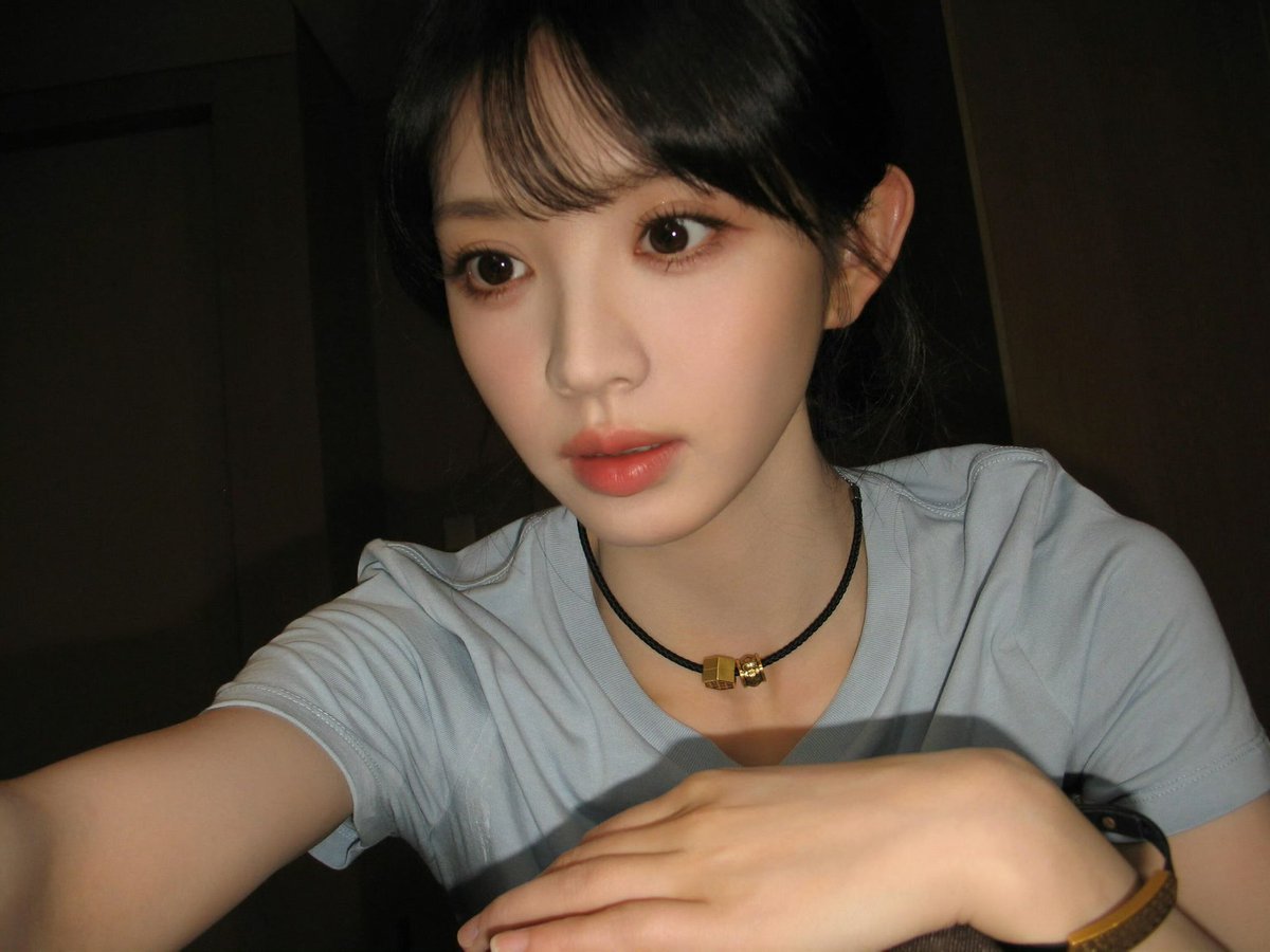 비 tweet media