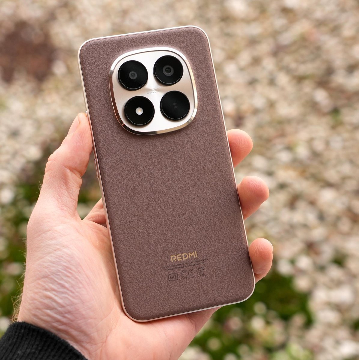 ayansonunigam's tweet photo. REDMI Note 17 Pro+ / Pro Max 🚨 

✅ 1.5K LTPS High Refresh Rate Flat📱 
✅ Dimensity Processor 
✅ 200MP HPE (1/1.4") Main 📸 
✅ 10000mAh🔋+ 100W⚡
✅ Metal Frame
✅ IP 69/68
✅ Optical 🫆 sensor 

#REDMI #REDMINote17 https://t.co/u2xOySJ2md