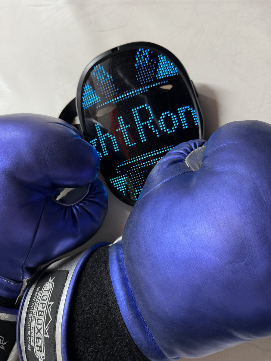 C.Ronald【公式】 tweet media