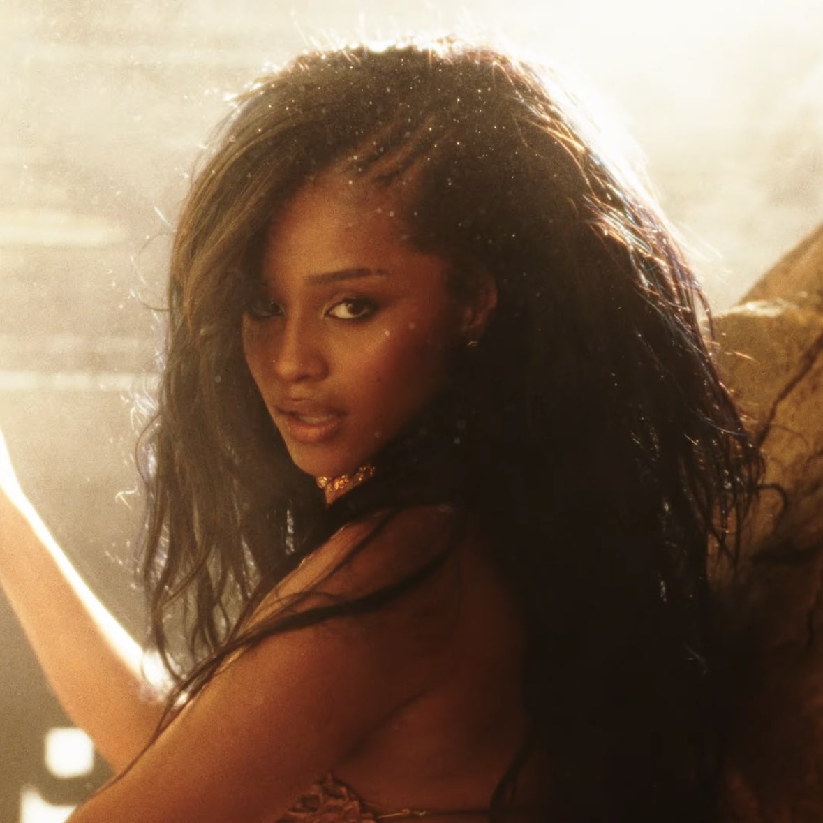 Pop Crave tweet media