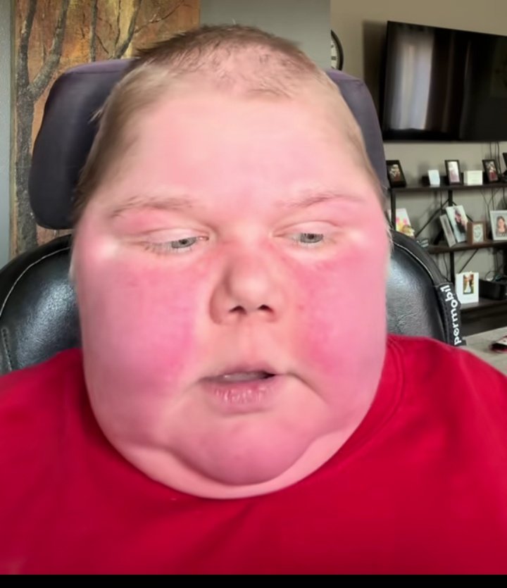 𝑚𝑒𝑟𝑖𝑡🧛✰ tweet media