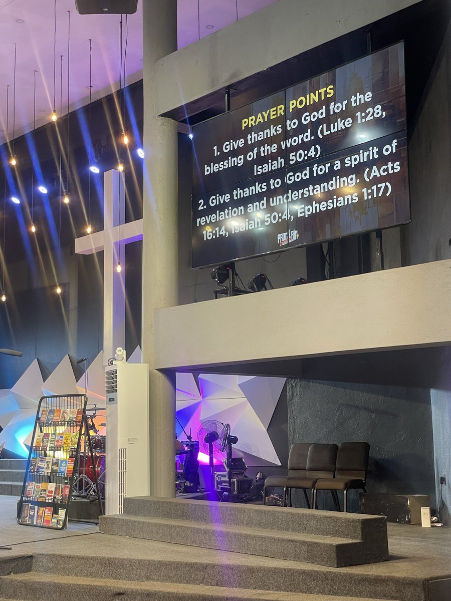 Alindaaaaaaa1's tweet photo. Day 2 of Proclaim is on 💃💃💃💃
We have started with prayer as always !

Are you excited ?
#Proclaim26 
#WorshipHarvestAt20 https://t.co/EiCFBt1coT