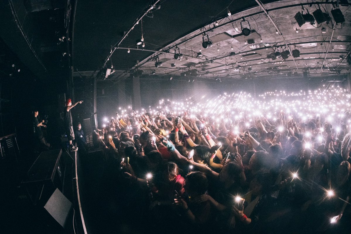 Novel Core tweet media