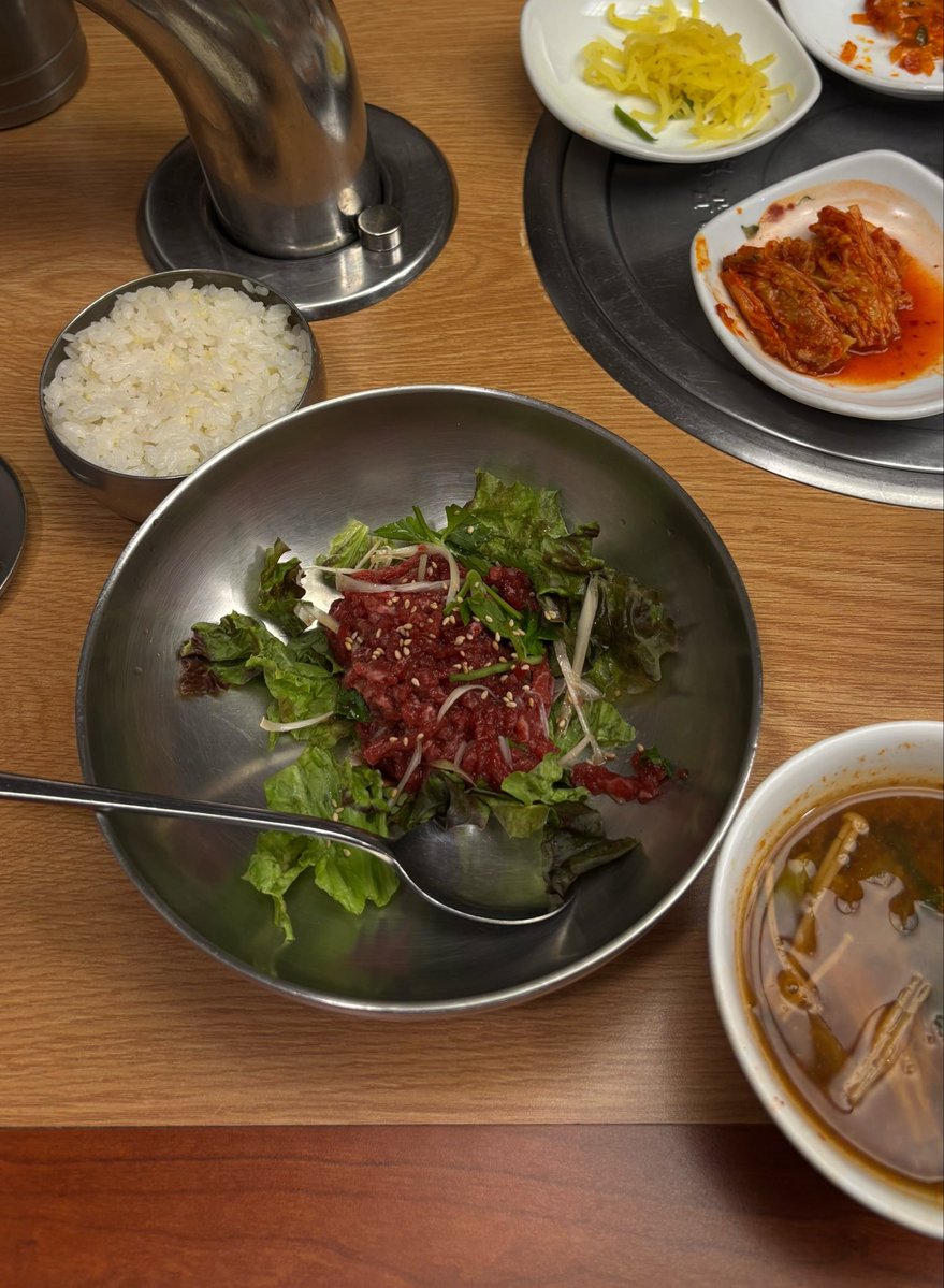 𝘓𝘶𝘭𝘶 tweet media