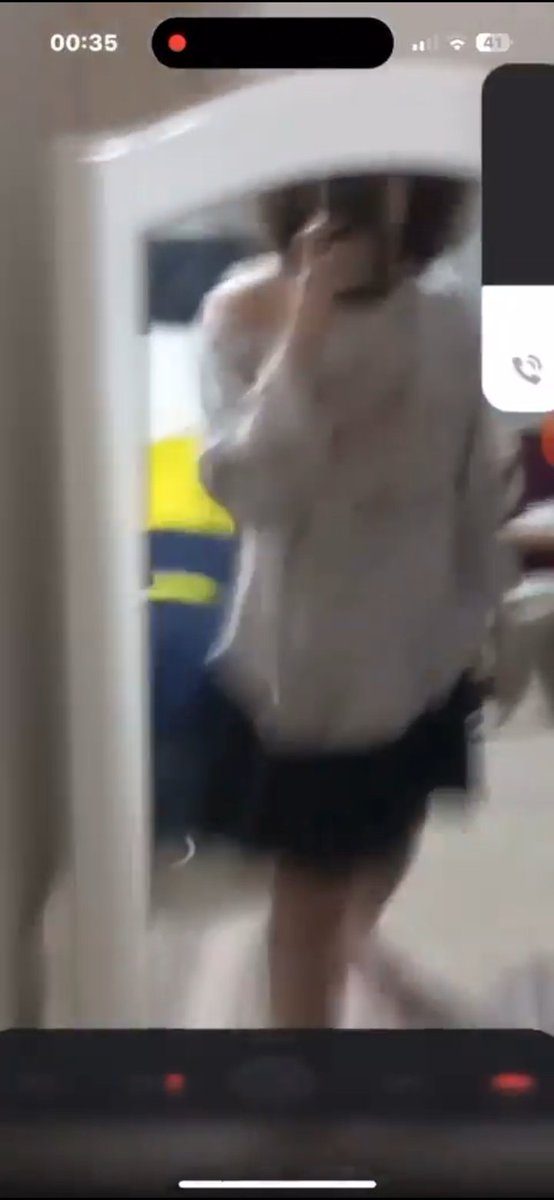 Kısacası:
Baba sapık. Anne sapık.
Aile komple sapık.

Baba kemalist. Anne kemalist. 
Aile komple kemalist.

Baba muhtemelen oğlunu taciz ediyor. Çocuğunu boğmaya kalkması da cabası.

Saldırıyı yapan oğlan çıktı.
Etek giyiyor, erkekleri sevgili yapıyor.

CHP'li A.M. Başarır