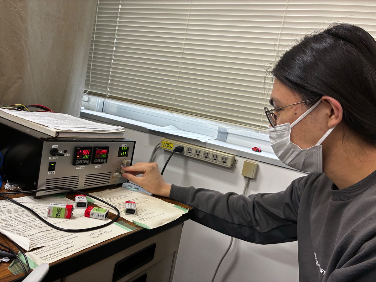 素粒子物性研究室(Φ研) tweet media