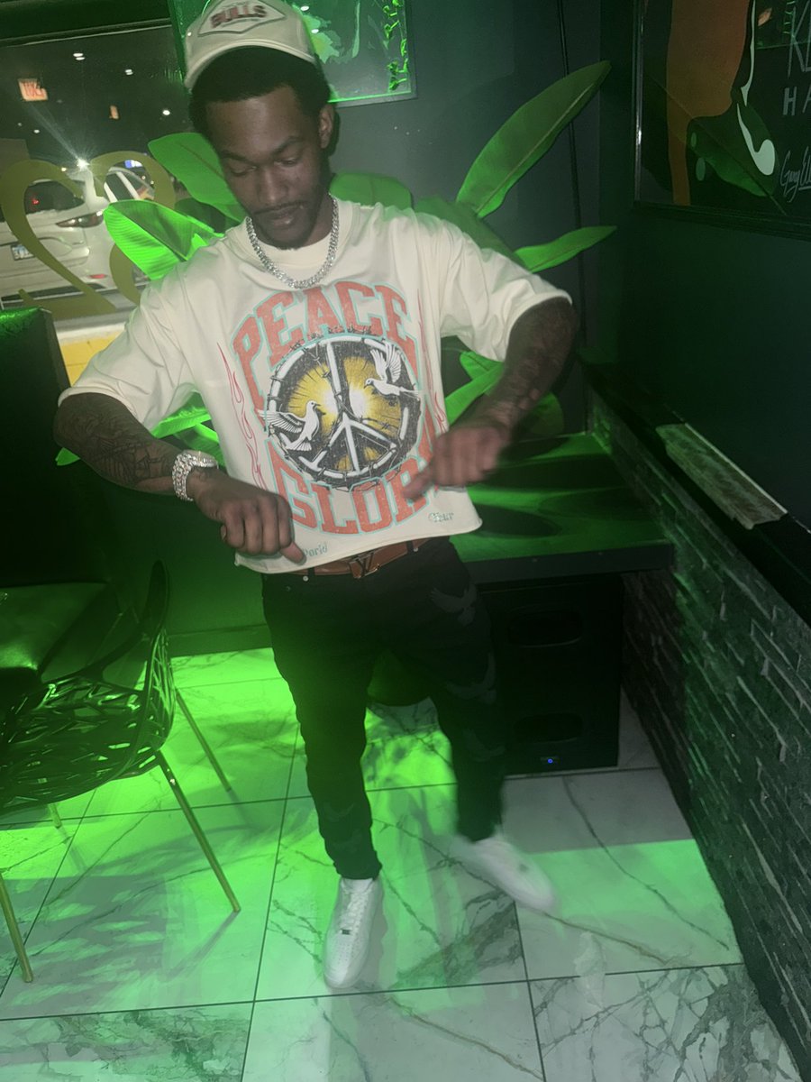 392_SPANK's tweet photo. Just call me broke that’s the quickest way to see me pop my shit https://t.co/qF7yqODXgq