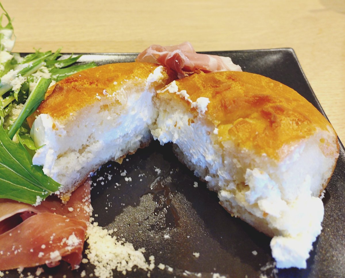 ともさと📎⭐🦉⚾🏄🍷🪄👖🎨 tweet media