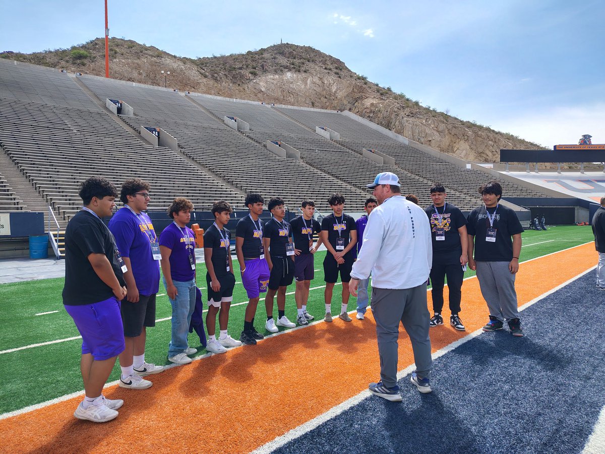 Bernie Luna tweet media