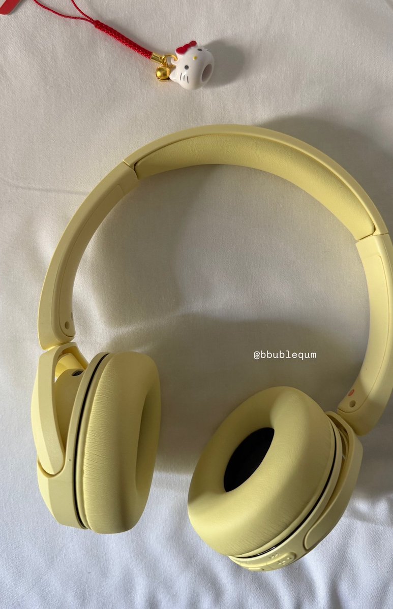 thebubble room ! @bio 𓆞 tweet media