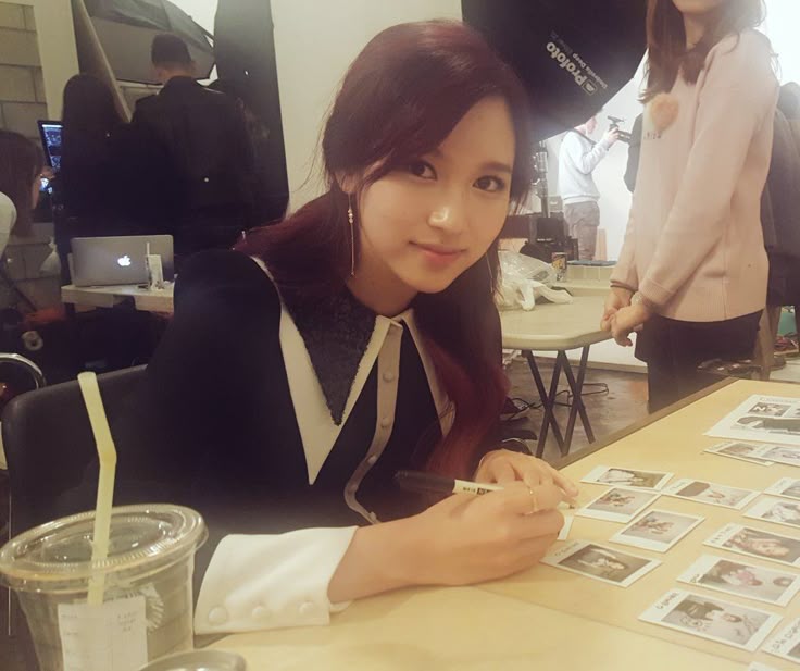 mina old pics tweet media