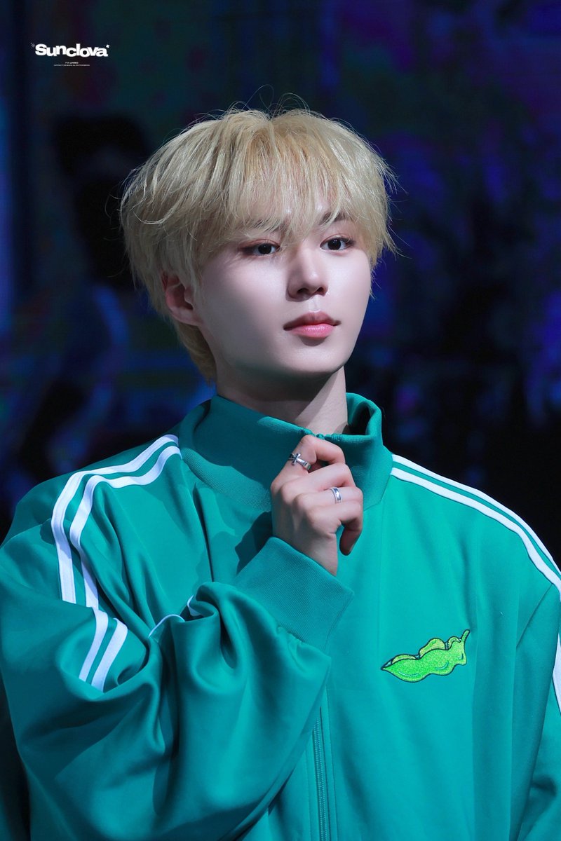 𝐬𝐮𝐧𝐜𝐥𝐨𝐯𝐚 tweet media