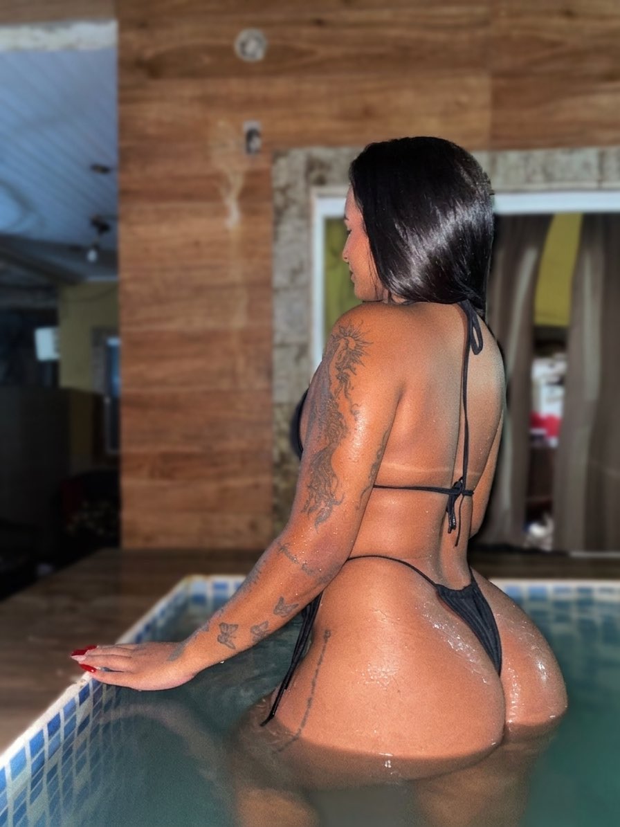 alexia toledo tweet media