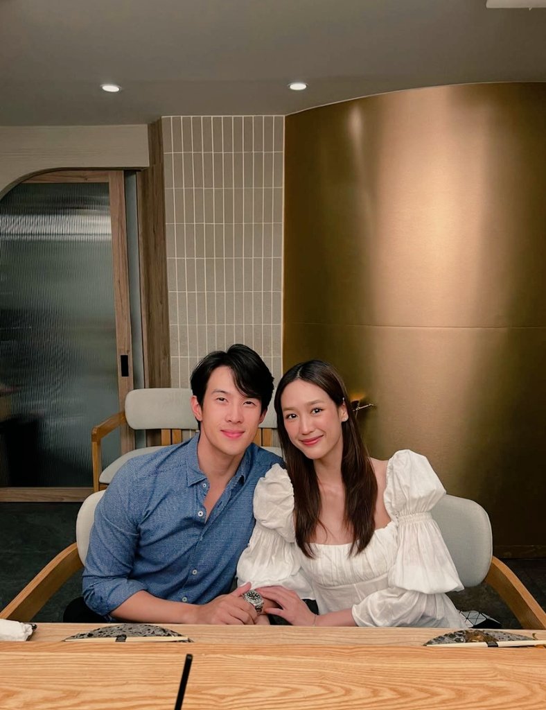 หมากคิม ,แบร์ญ่า  next  เจมส์พาย นะจ๊ะ  ส่วนคู่น้องเล็ก รอก่อน เรียนรู้กันไปก่อนนะ  แต่ก็รอขอให้มีวันนี้ เหมือน คู่พี่ๆเค้านะ 💞💞💞💞