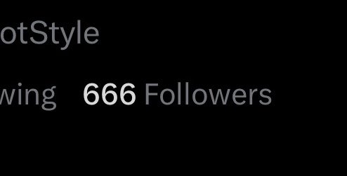 ✝︎ ℂ℩ℕℕ₳ ✝︎ tweet media