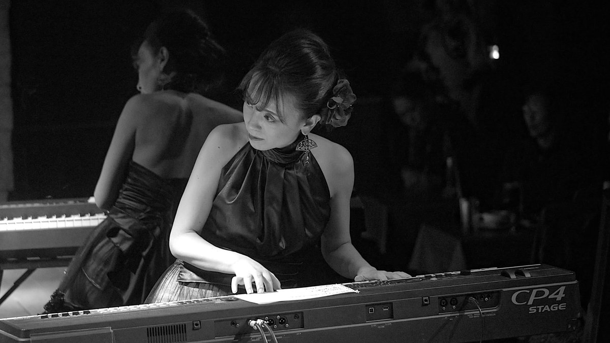 杏梨/𝑨𝒏𝒍𝒊.𝑷𝒇/Pianist&Composer tweet media