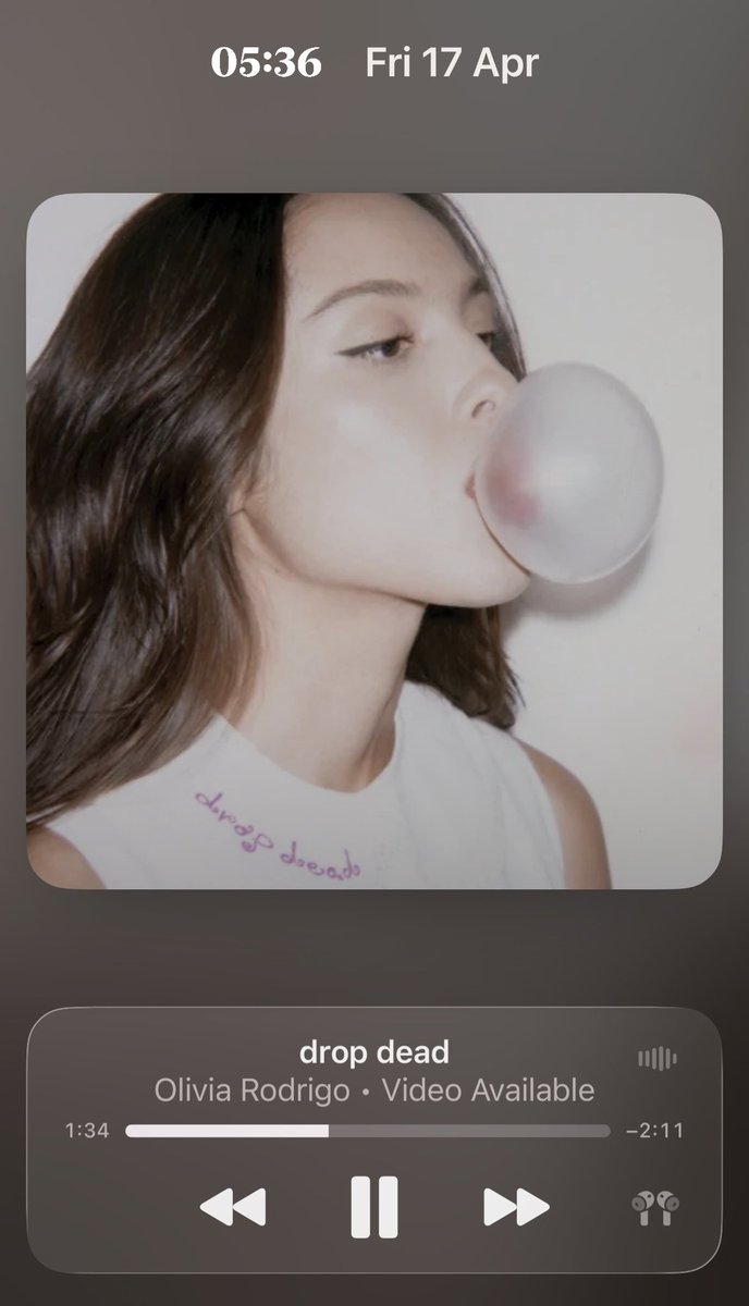 𝐥𝐢𝐛𝐛𝐲²² 💌💋 tweet media