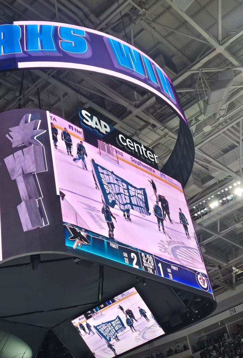 s.♡🦈🏒 tweet media