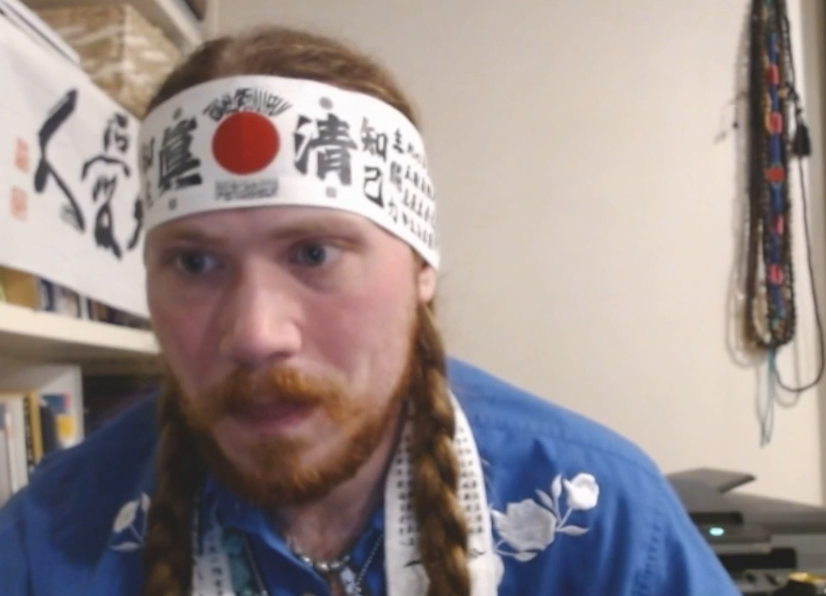 TheSchizoBoy's tweet photo. Chat: "Did any TTS get to you"

Bashir: "The one saying Midichlorians was good for Star Wars"

#fishtanklive https://t.co/wYXJA8BSfs