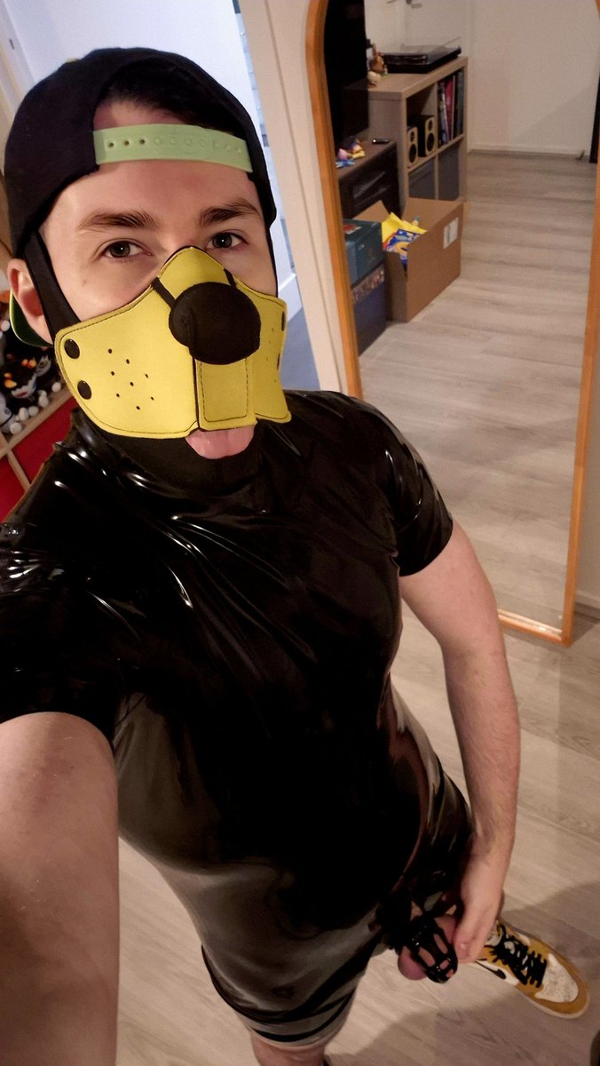 PupBrave's tweet photo. Felt hot wearing my latex and cage out last night. Who wants a whiff of this mutts sweaty balls? 😎😋 https://t.co/cpPMPIkJos
