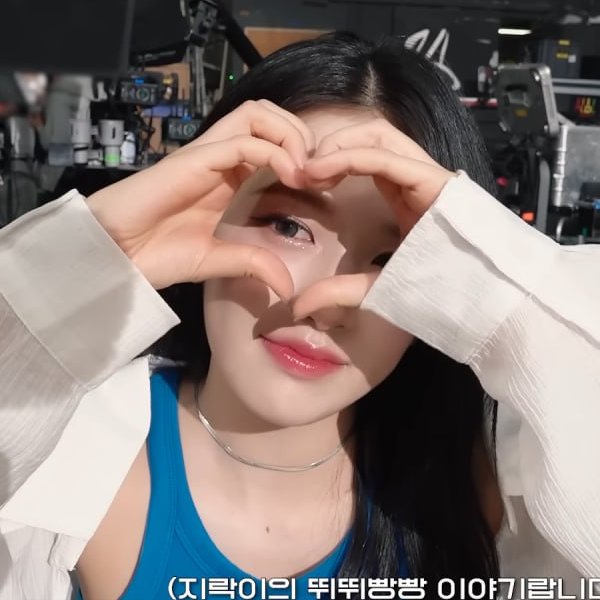 an yujin tweet media