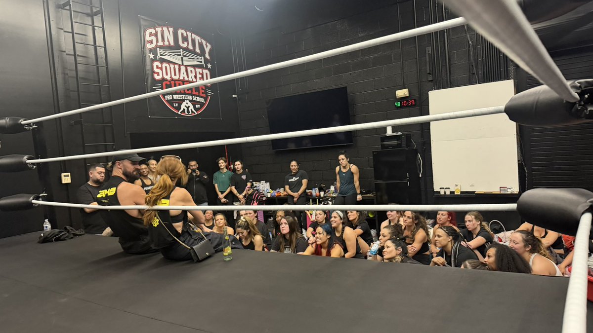 Rebecca Quin tweet media