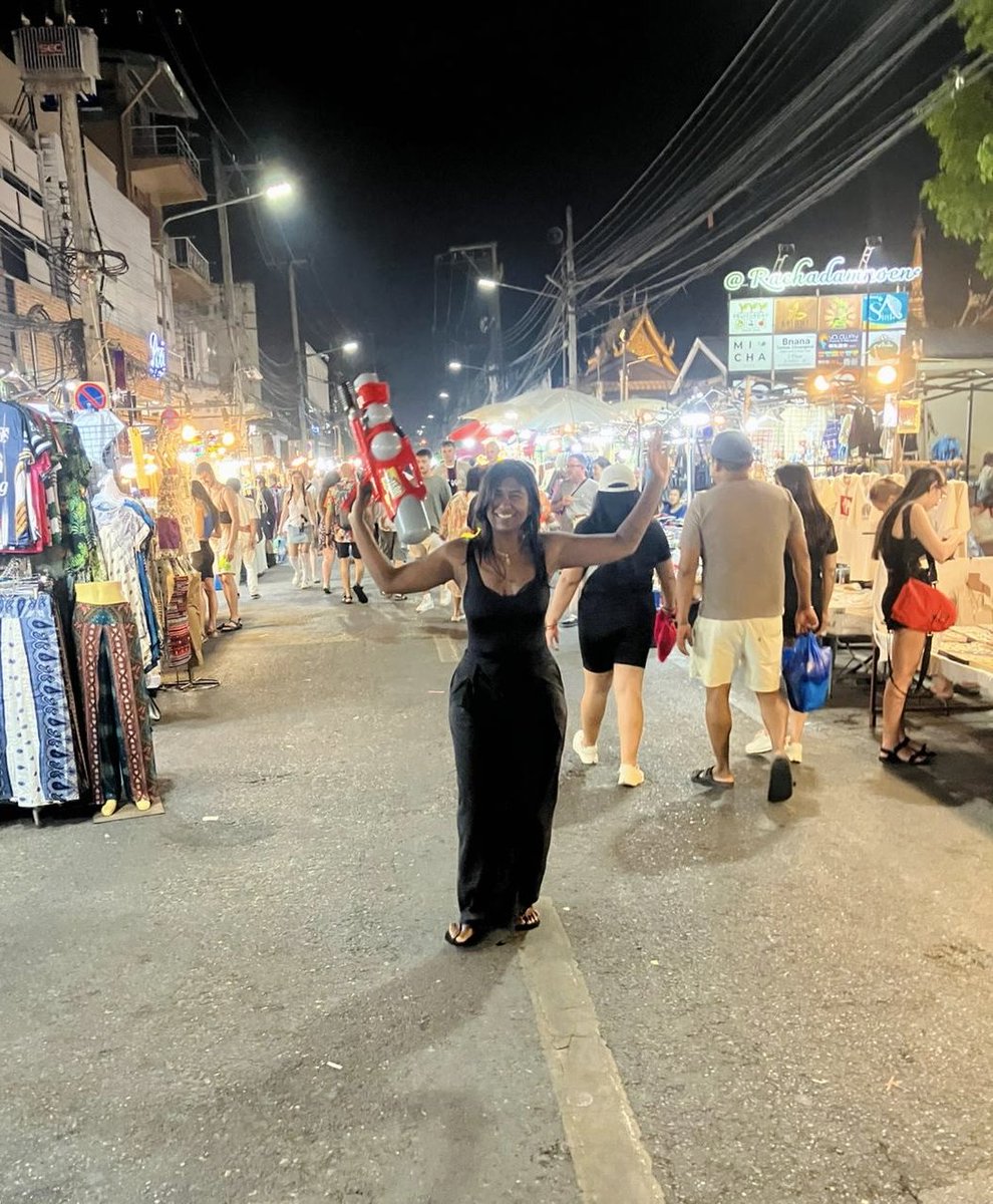 Ash Sarkar tweet media