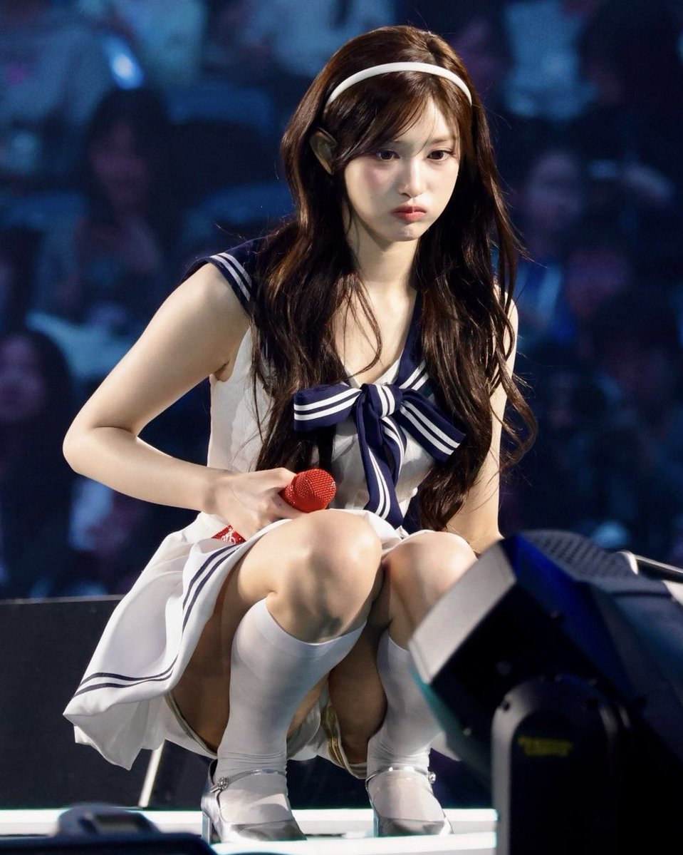 leeseohourly's tweet image. #이서 #LEESEO