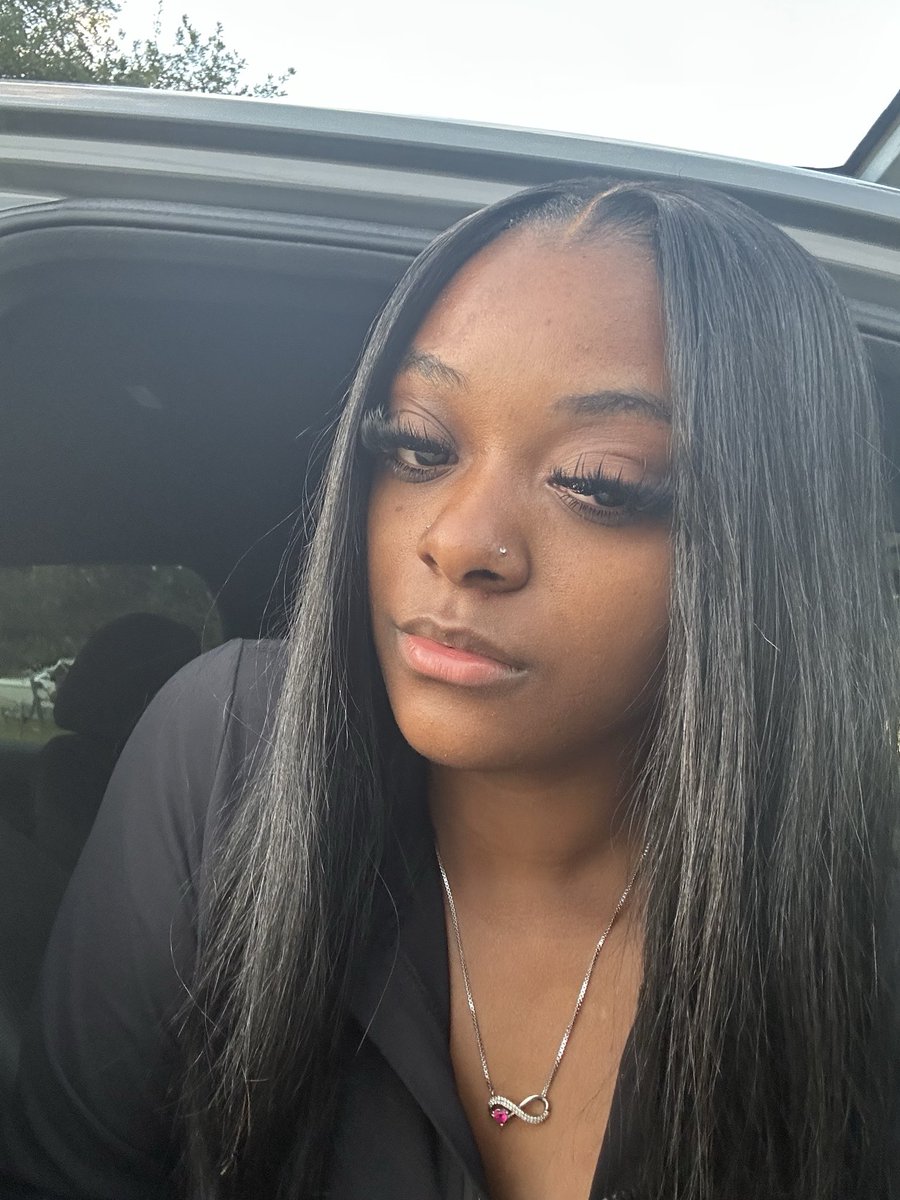 cyoneciara's tweet photo. 😈 https://t.co/ebLqnCAQgu