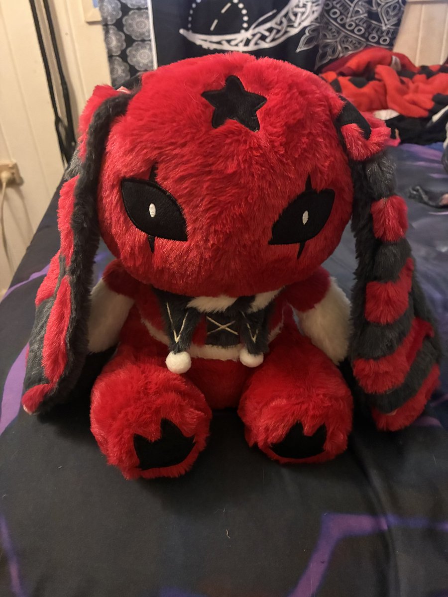 KaiYourJester's tweet photo. So I got a #bunnyplush #pierrot toy and he looks so fucking adorable! I'm so happy he finally came, he is so silly (don't mind the mess on my bed)

#tfc #thefreakcircus #fyp https://t.co/jv6XZNLRnP