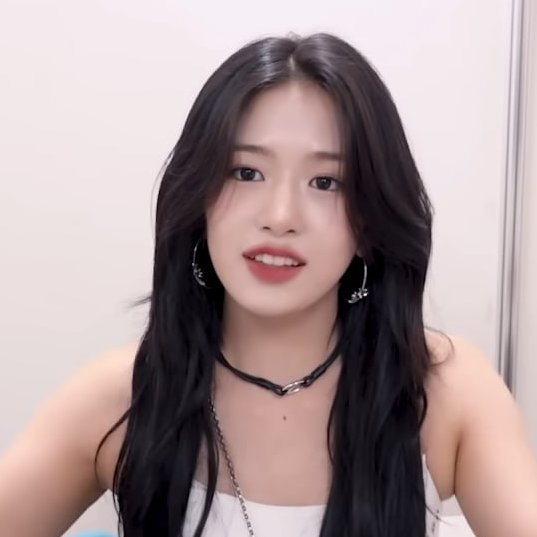 an yujin tweet media