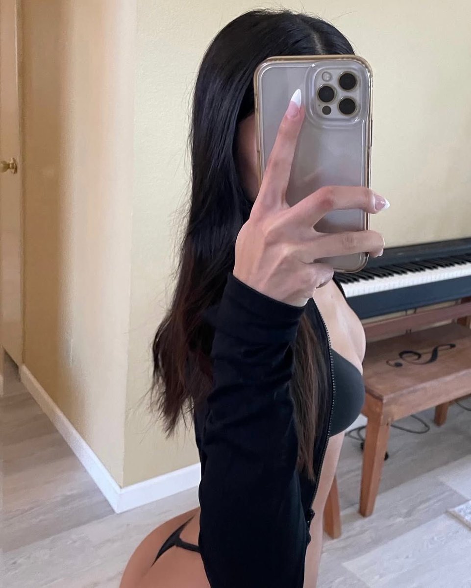 Sofia fernanda tweet media