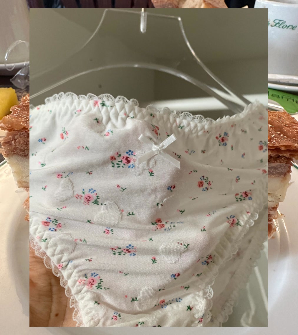 Lisa Fox tweet media