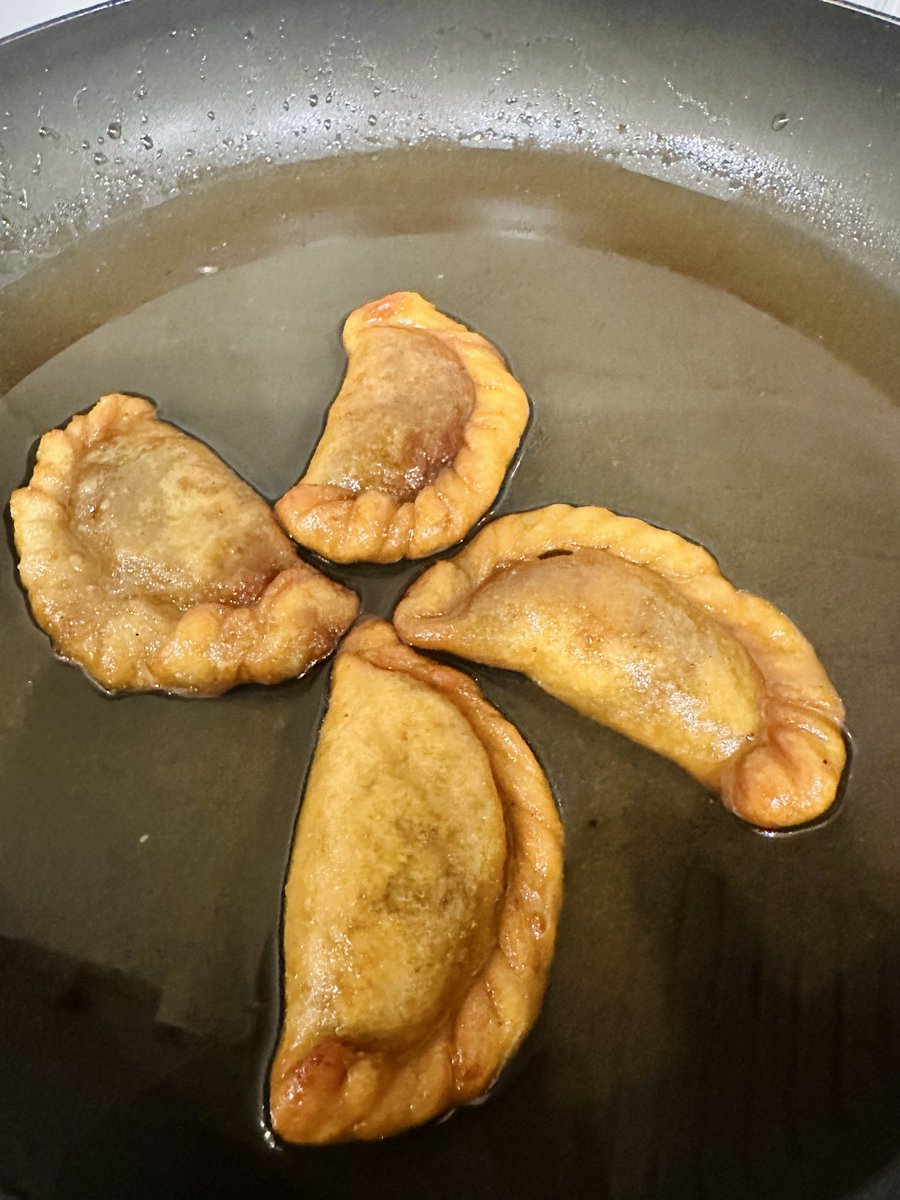 Savitri Mumukshu - सावित्री मुमुक्षु tweet media