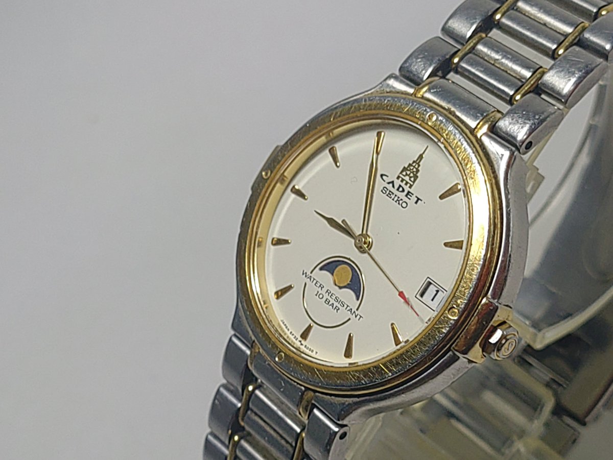 GshockTkhs's tweet image. SEIKO CADET 6F32-6000 ebay.com/itm/2574371425… #SEIKOmoon #CADET #moonwatch