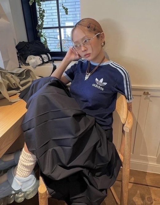 THS-𝐓𝐡𝐞 𝐇𝐚𝐩𝐩𝐲 𝐒𝐭𝐨𝐫𝐞 tweet media