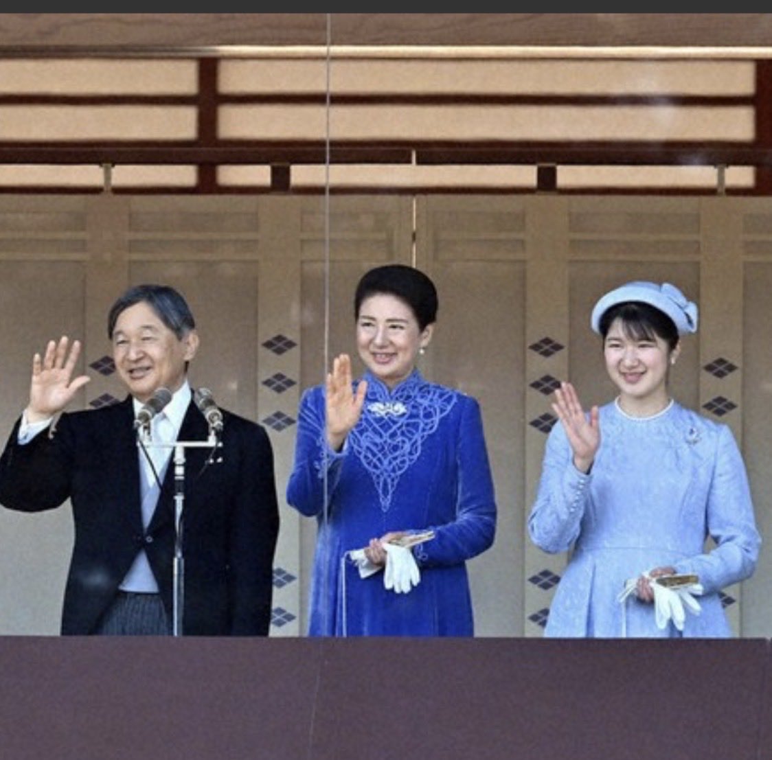 てのひら tweet media