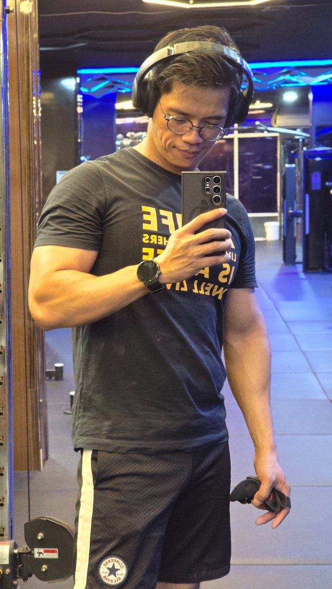 (B) Yours tweet media